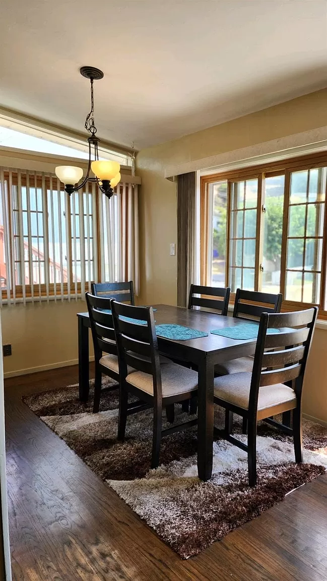 0254d87001af85309a8f351e7037e643-uncropped_scaled_within_1536_1152