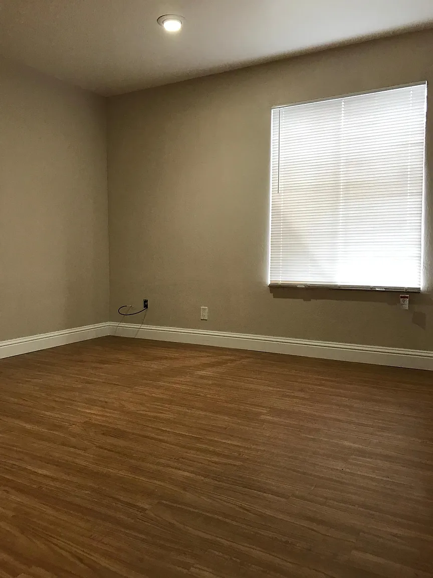 2d3e4da81e90195f92d1125c125222b9-uncropped_scaled_within_1536_1152