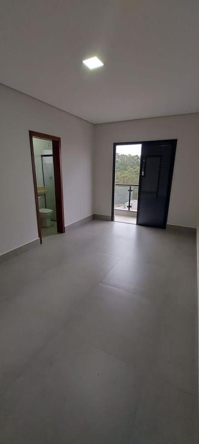 20230818175348847392